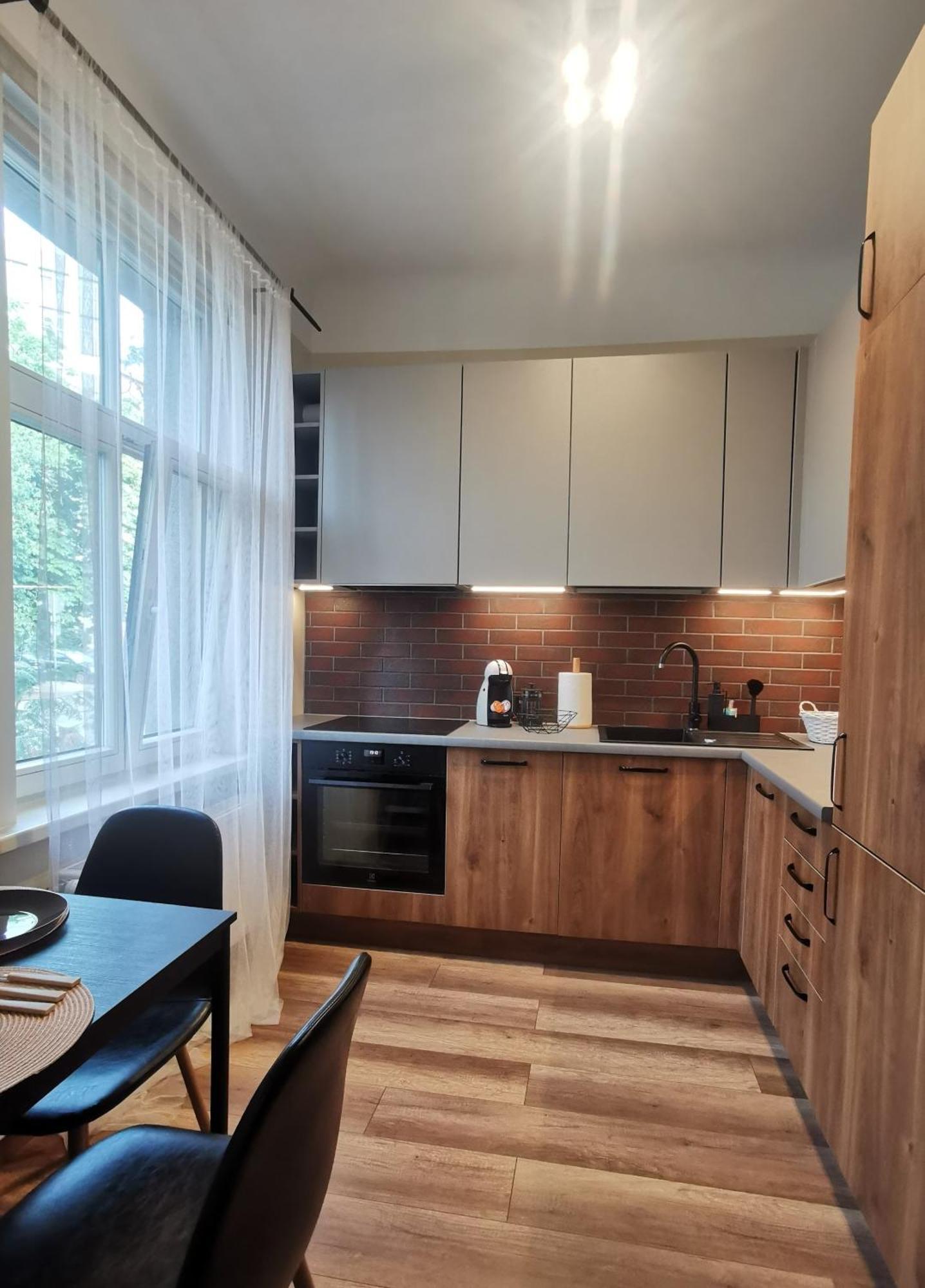 Apartment Modern With Fully Equipped Kitchen, Close To Lucavsala Park, Free Parking On Street, Near Centre Riga